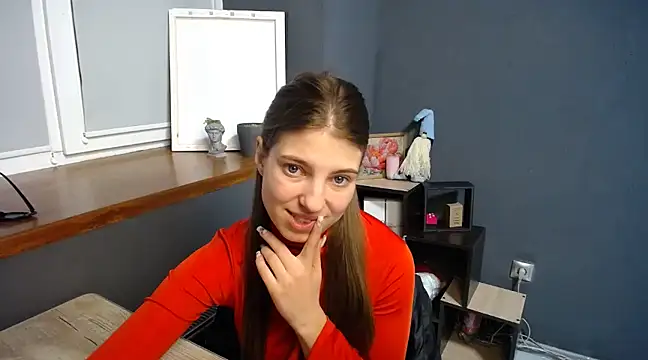 Snapshot of felicity_gold chatting on 03-20-25, 10:32 felicity gold online show from 03-20-25, 10:32