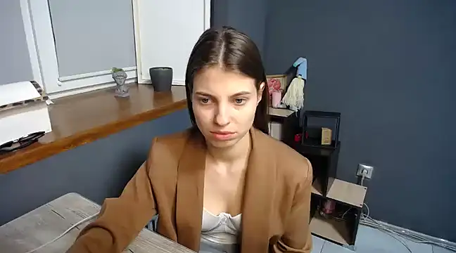 Snapshot of felicity_gold chatting on 03-21-25, 10:39 felicity gold online show from 03-21-25, 10:39