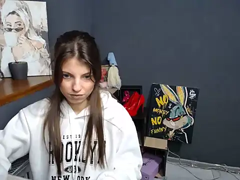 Snapshot of felicity_gold chatting on 09-24-25, 06:39 felicity gold online show from 09-24-25, 06:39