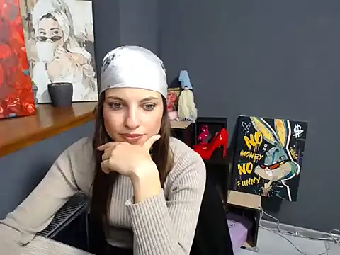 Snapshot of felicity_gold chatting on 09-29-25, 06:29 felicity gold online show from 09-29-25, 06:29