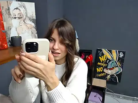 Snapshot of felicity_gold chatting on 10-02-25, 06:31 felicity gold online show from 10-02-25, 06:31