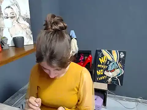 Snapshot of felicity_gold chatting on 10-07-25, 06:21 felicity gold online show from 10-07-25, 06:21