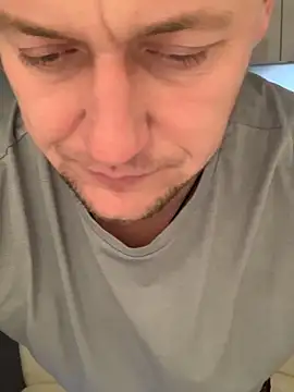 Snapshot of DonorDi chatting on 01-02-25, 04:56 DonorDi online show from 01-02-25, 04:56