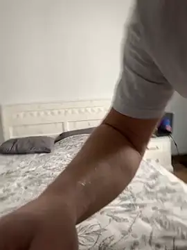 Snapshot of DonorDi chatting on 01-28-25, 08:14 DonorDi online show from 01-28-25, 08:14