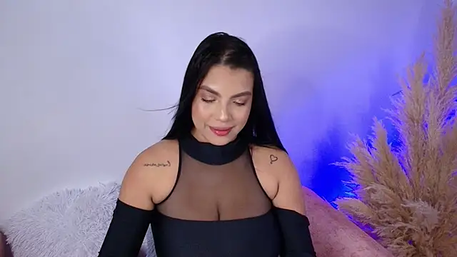 AngelaWhitte  online show from 01-14-25, 07:43
