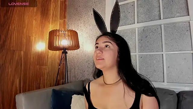 Belliinda 21 online show from 01-30-25, 06:32