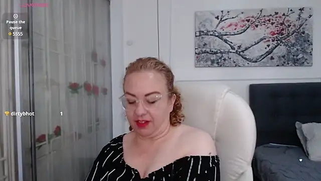 Snapshot of Tania_Goddess_ chatting on 12-30-24, 01:47 Tania Goddess online show from 12-30-24, 01:47