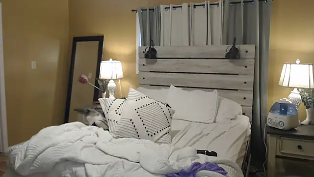 Snapshot of TexasTattooedHouseWife chatting on 03-21-25, 03:13 TexasTattooedHouseWife online show from 03-21-25, 03:13