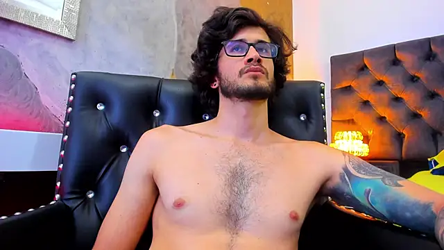 Loggan donnelly online show from 12-18-24, 11:51