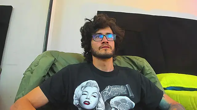 Loggan donnelly online show from 01-05-25, 09:14