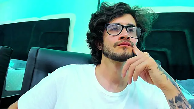 Loggan donnelly online show from 01-18-25, 12:13