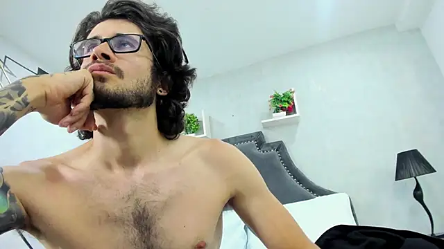 Loggan donnelly online show from 03-14-25, 11:32