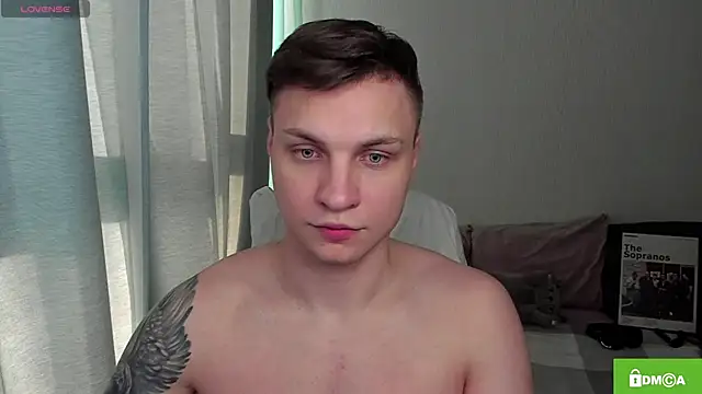 handsome guy01 online show from 05-02-26, 03:50