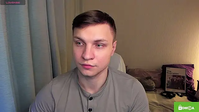handsome guy01 online show from 05-07-26, 06:46