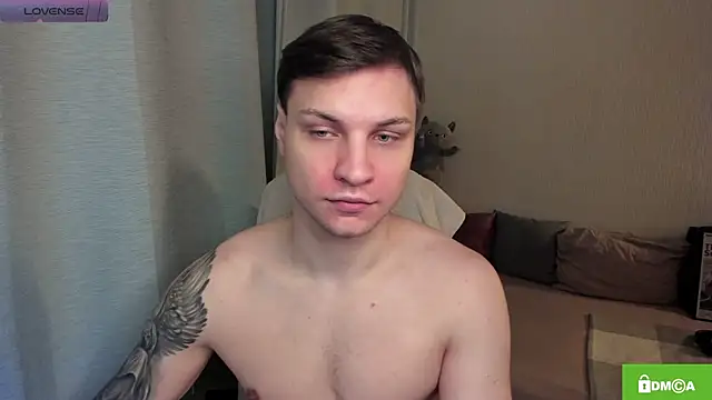 handsome guy01 online show from 06-18-26, 12:11