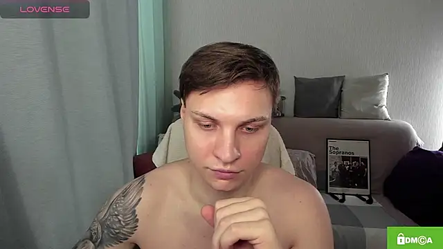 handsome guy01 online show from 06-21-26, 05:10
