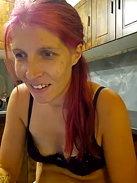 Snapshot of Lenchen_ chatting on 05-16-26, 07:34 Lenchen online show from 05-16-26, 07:34