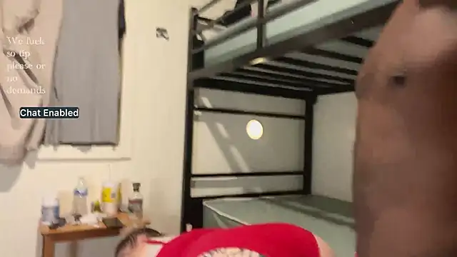 Snapshot of WatchusCum74 chatting on 09-19-25, 07:32 WatchusCum74 online show from 09-19-25, 07:32