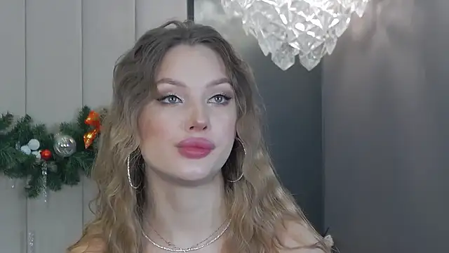 Snapshot of ViolaFlirt chatting on 12-26-24, 03:20 ViolaFlirt online show from 12-26-24, 03:20