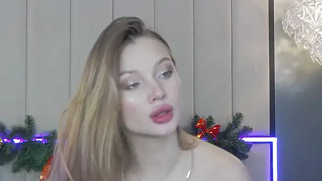 Snapshot of ViolaFlirt chatting on 12-29-24, 10:03 ViolaFlirt online show from 12-29-24, 10:03