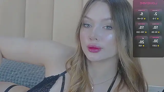 Snapshot of ViolaFlirt chatting on 01-25-25, 04:13 ViolaFlirt online show from 01-25-25, 04:13