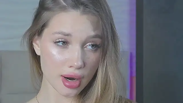 Snapshot of ViolaFlirt chatting on 02-11-25, 09:53 ViolaFlirt online show from 02-11-25, 09:53