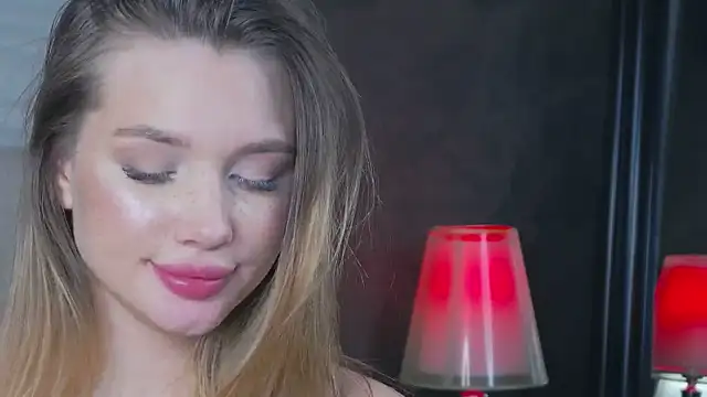 Snapshot of ViolaFlirt chatting on 02-15-25, 02:00 ViolaFlirt online show from 02-15-25, 02:00