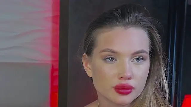 Snapshot of ViolaFlirt chatting on 02-19-25, 10:45 ViolaFlirt online show from 02-19-25, 10:45