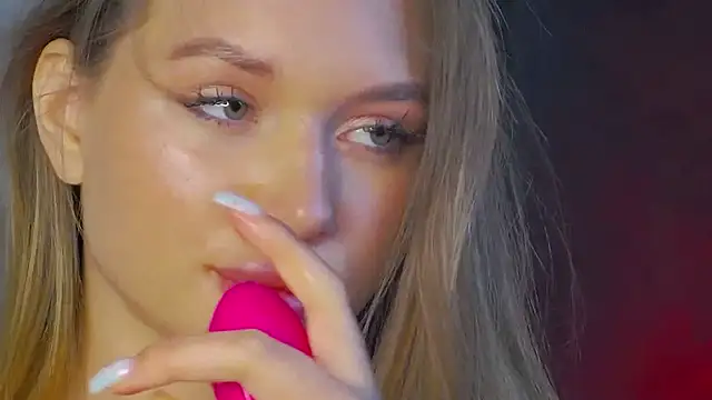 Snapshot of ViolaFlirt chatting on 02-20-25, 07:23 ViolaFlirt online show from 02-20-25, 07:23