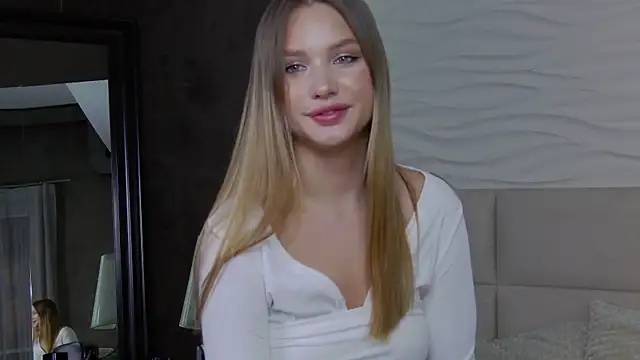 Snapshot of ViolaFlirt chatting on 03-21-25, 08:06 ViolaFlirt online show from 03-21-25, 08:06