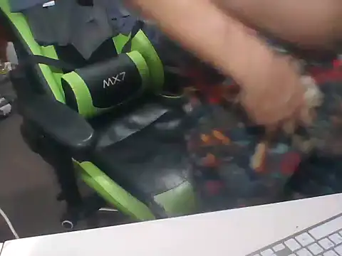 SOLESFETISHBR online show from 09-11-25, 02:28