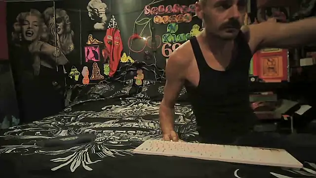 kjs daddy123 online show from 05-08-26, 11:10