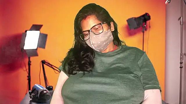 mamoni91 online show from 10-25-25, 03:25