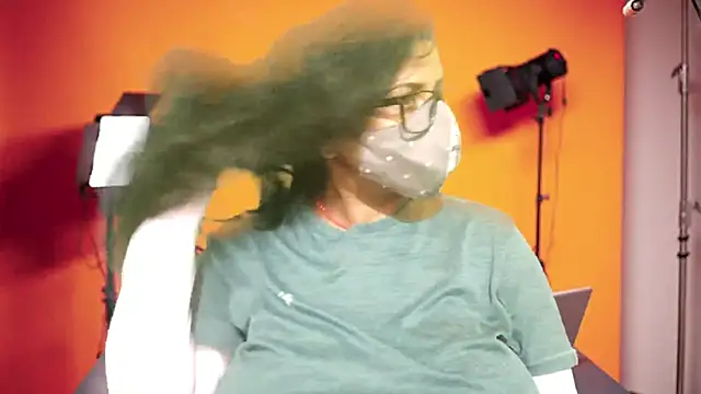 mamoni91 online show from 10-26-25, 03:23