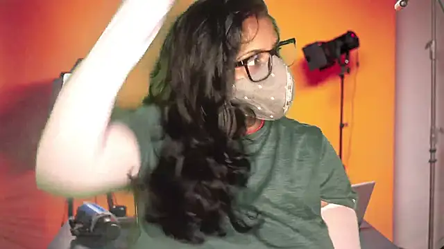 mamoni91 online show from 10-29-25, 03:09