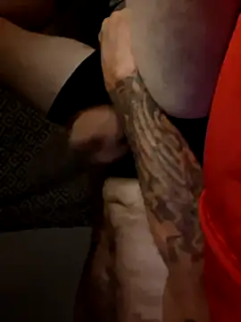 Snapshot of Cantufamily1979 chatting on 09-12-25, 09:42 Cantufamily1979 online show from 09-12-25, 09:42