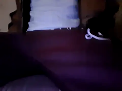 Snapshot of Cantufamily1979 chatting on 11-01-25, 11:01 Cantufamily1979 online show from 11-01-25, 11:01