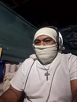 Snapshot of sweetdickmagic chatting on 01-16-26, 05:22 sweetdickmagic online show from 01-16-26, 05:22