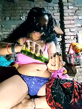 Hotty-dola online show from 12-09-24, 02:39