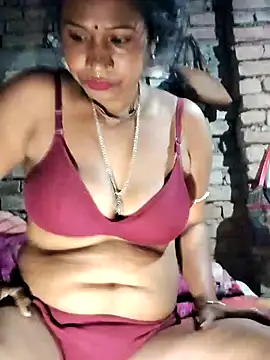Hotty-dola online show from 01-03-25, 04:11