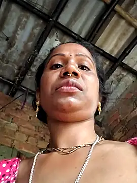 Hotty-dola online show from 02-25-25, 03:52