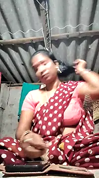Hotty-dola online show from 03-02-25, 04:21