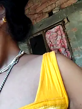 Hotty-dola online show from 03-06-25, 07:03