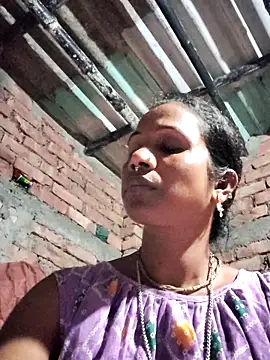 Hotty-dola online show from 09-12-25, 06:19