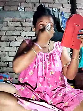 Hotty-dola online show from 09-18-25, 07:27