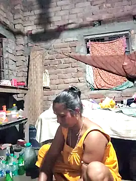 Hotty-dola online show from 09-20-25, 05:03