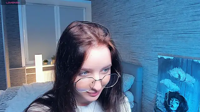 Snapshot of MerylHedley chatting on 12-14-24, 01:16 MerylHedley online show from 12-14-24, 01:16