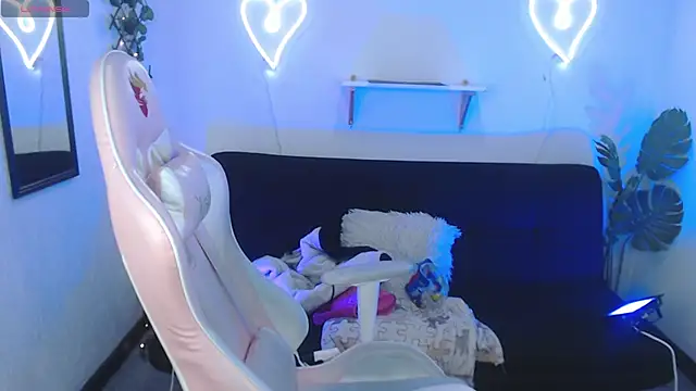 Tefy bratz online show from 03-11-25, 03:16