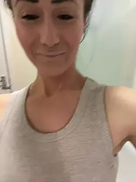 Snapshot of SweetSolez chatting on 04-03-26, 09:35 SweetSolez online show from 04-03-26, 09:35