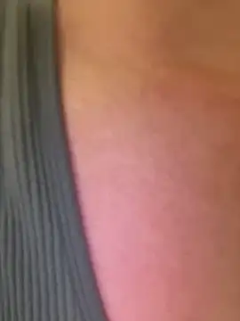 Snapshot of SweetSolez chatting on 04-12-26, 08:58 SweetSolez online show from 04-12-26, 08:58